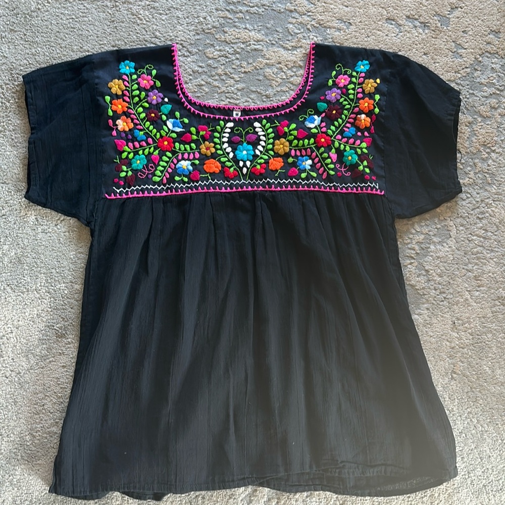 Mexican short sleeve blouse
